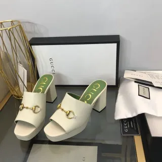 Gucci Horsebit 1955 सफेद चमड़े का Horsebit म्यूल स्लिपर्स