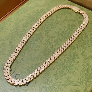 Gucci Iced Curb-Link Pavé collier