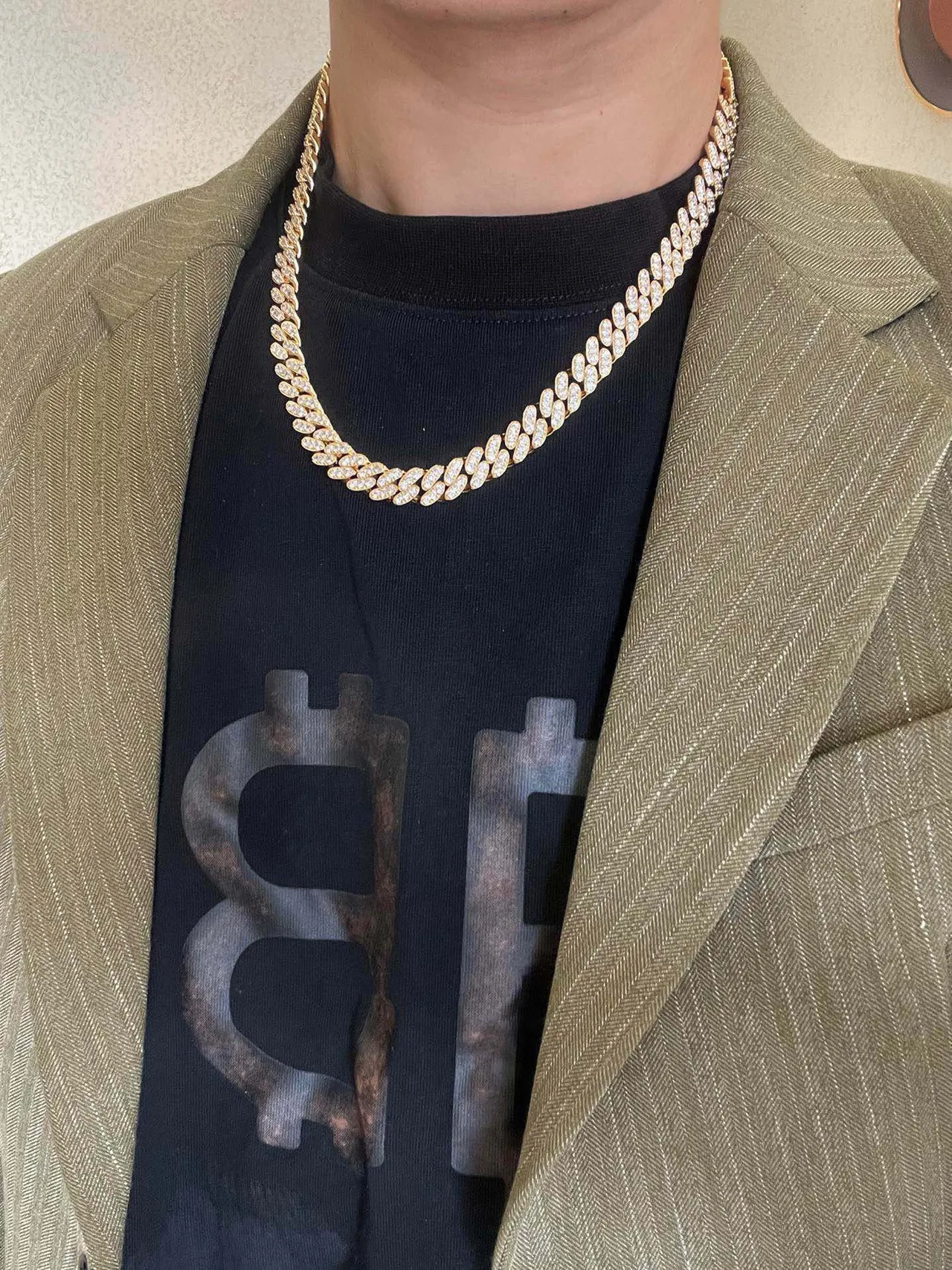 Gucci Iced Curb-Link Pavé Necklace 7