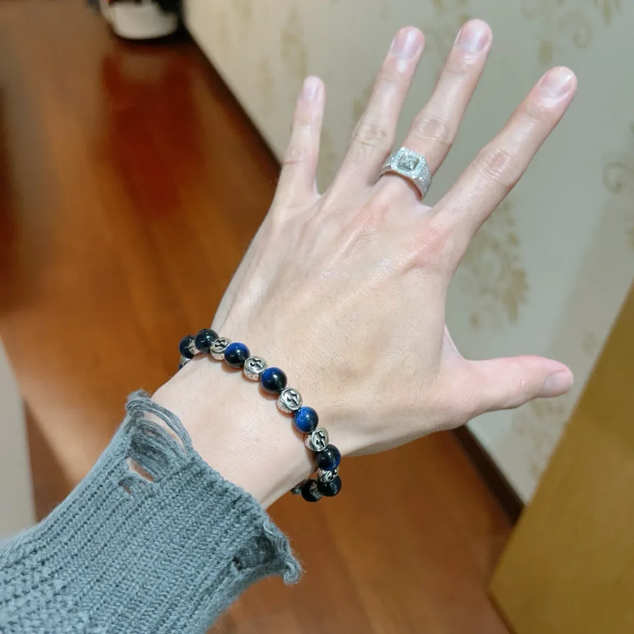 Gucci Interlocking G Beaded Bracelet Blue Silver Logo Bracelet 8