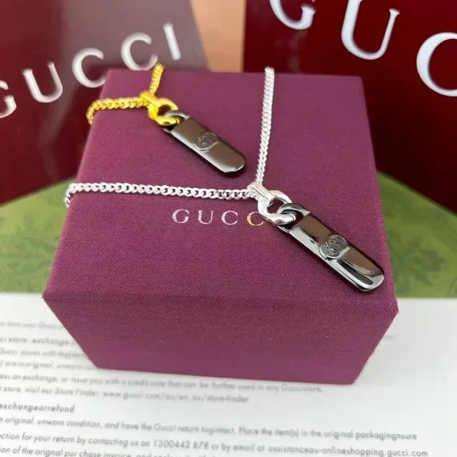 Gucci Interlocking G Pendant Silver Black Chain Rectangular Necklace 8