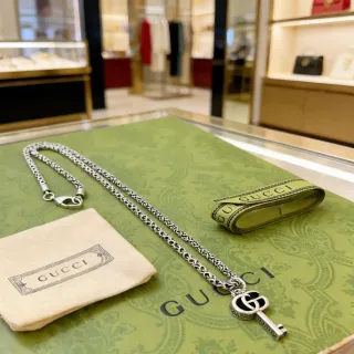 Gucci Key Silver Green Byzantine Chain Interlocking Double G Pendant Necklace