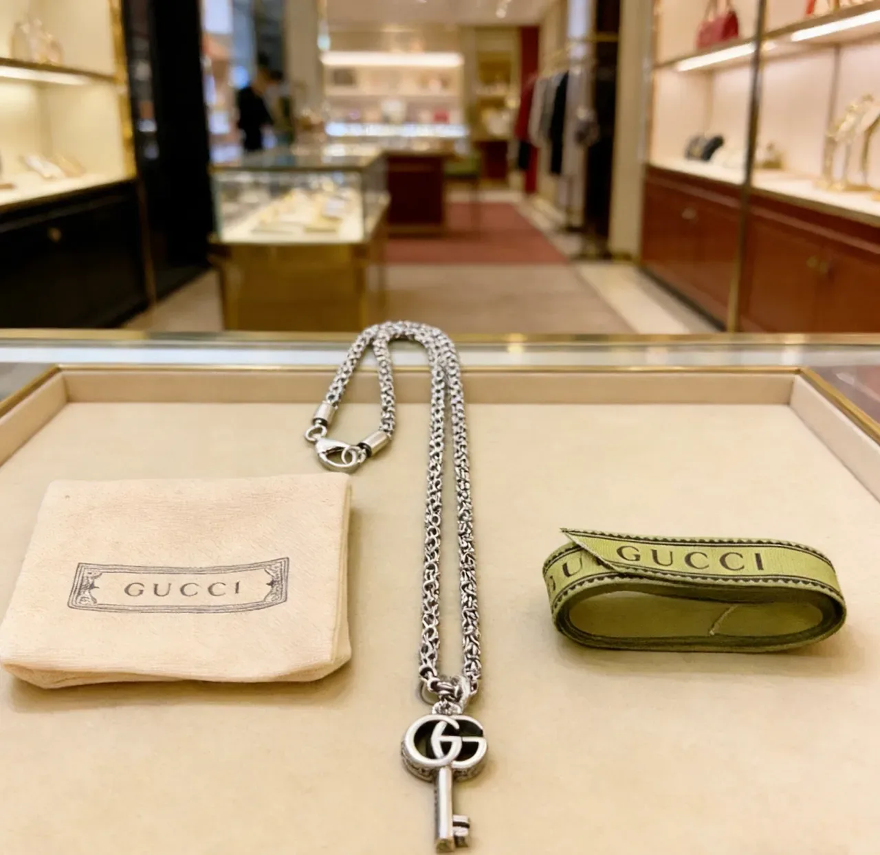 Gucci Key Silver Green Byzantine Chain Interlocking Double G Pendant Necklace 9