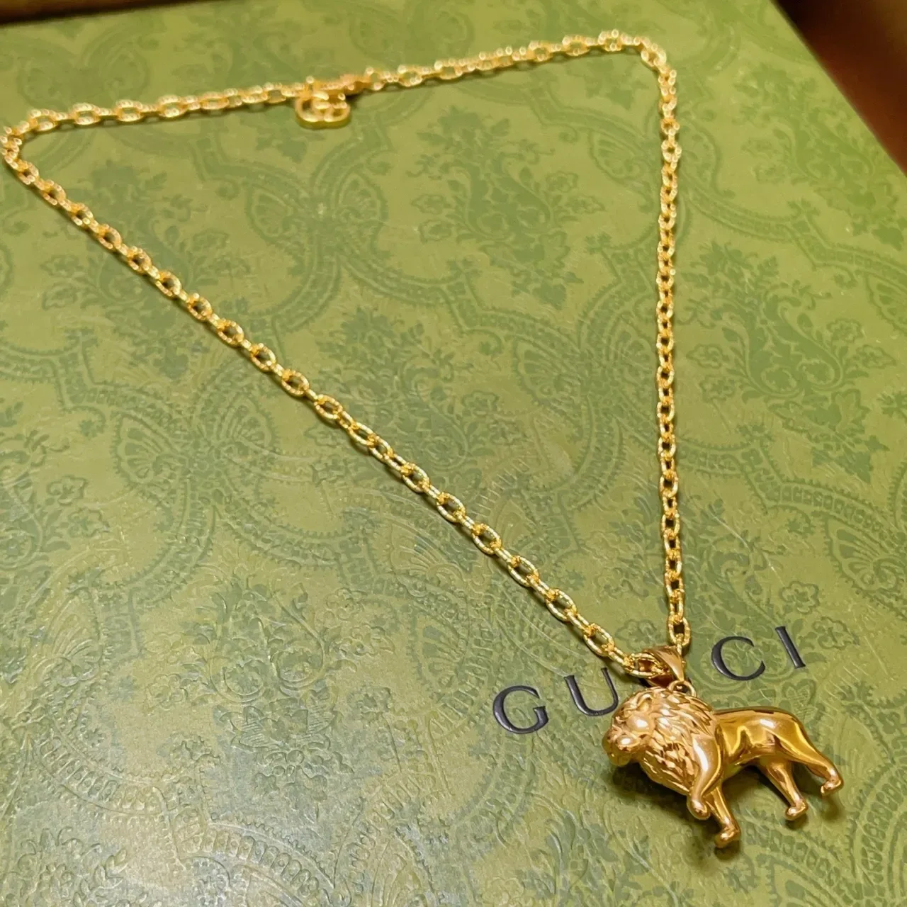 Gucci Lion Pendant Polished Gold-Tone Necklace 6