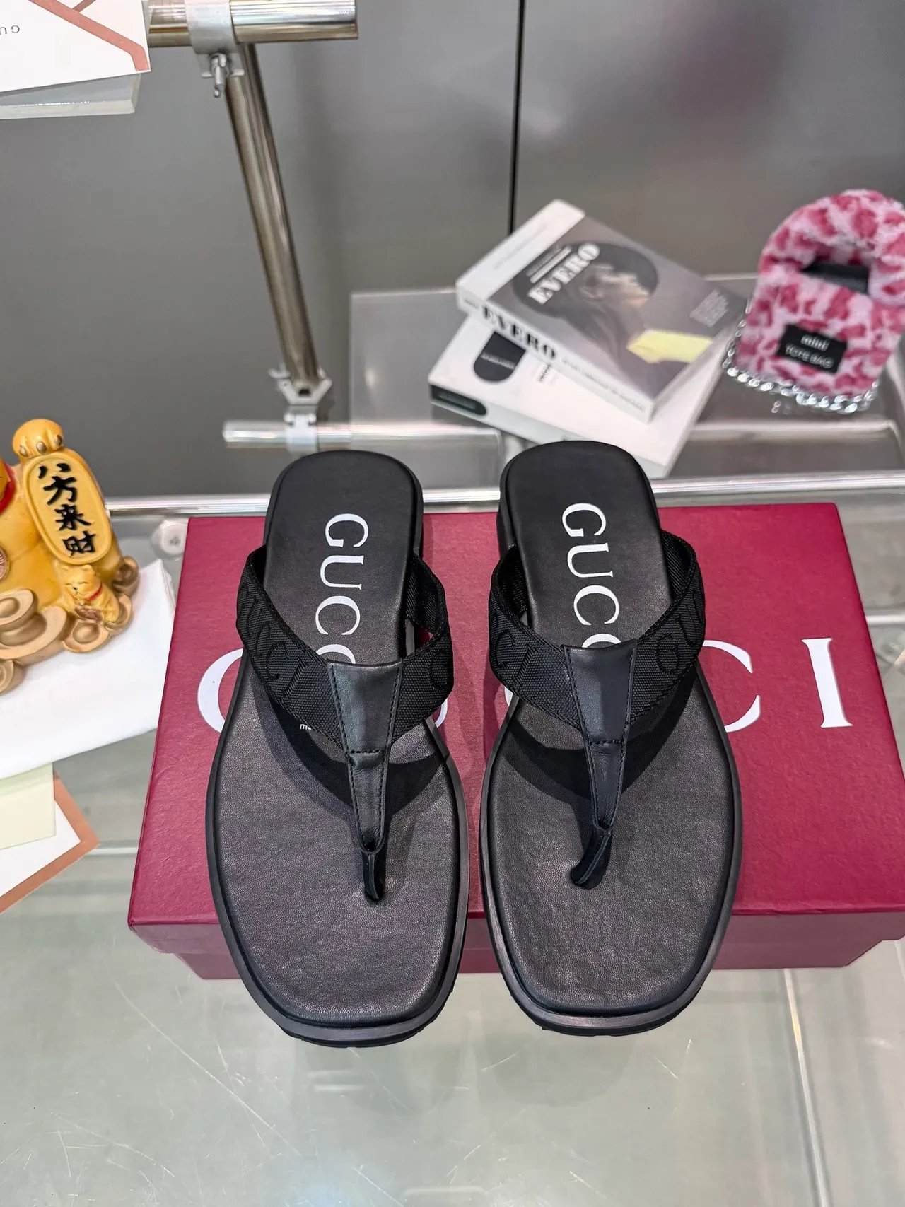 Gucci Logo Strap Flip-Flops Black Platform Sole Woven Slippers 8