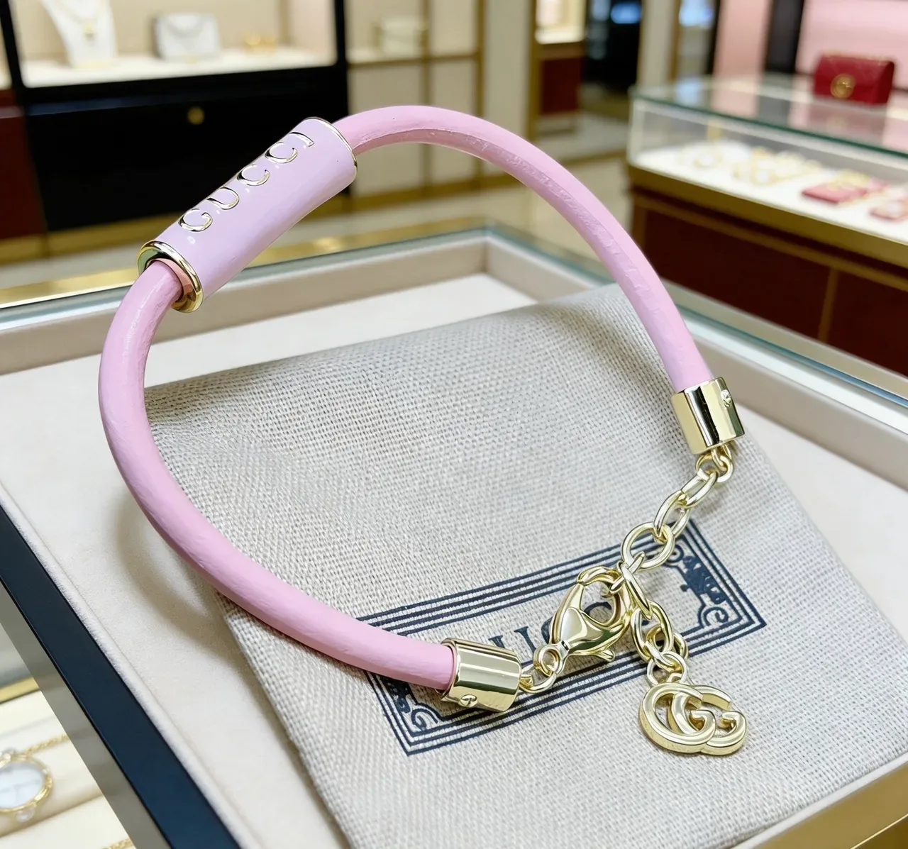 Gucci Logo Tube Pink Enamel Bracelet 4