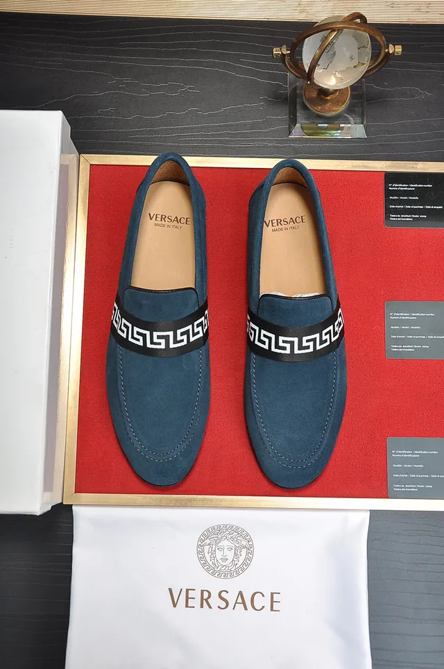Gucci Navy Black Suede Upper Greek Key Web Strap Loafer 9