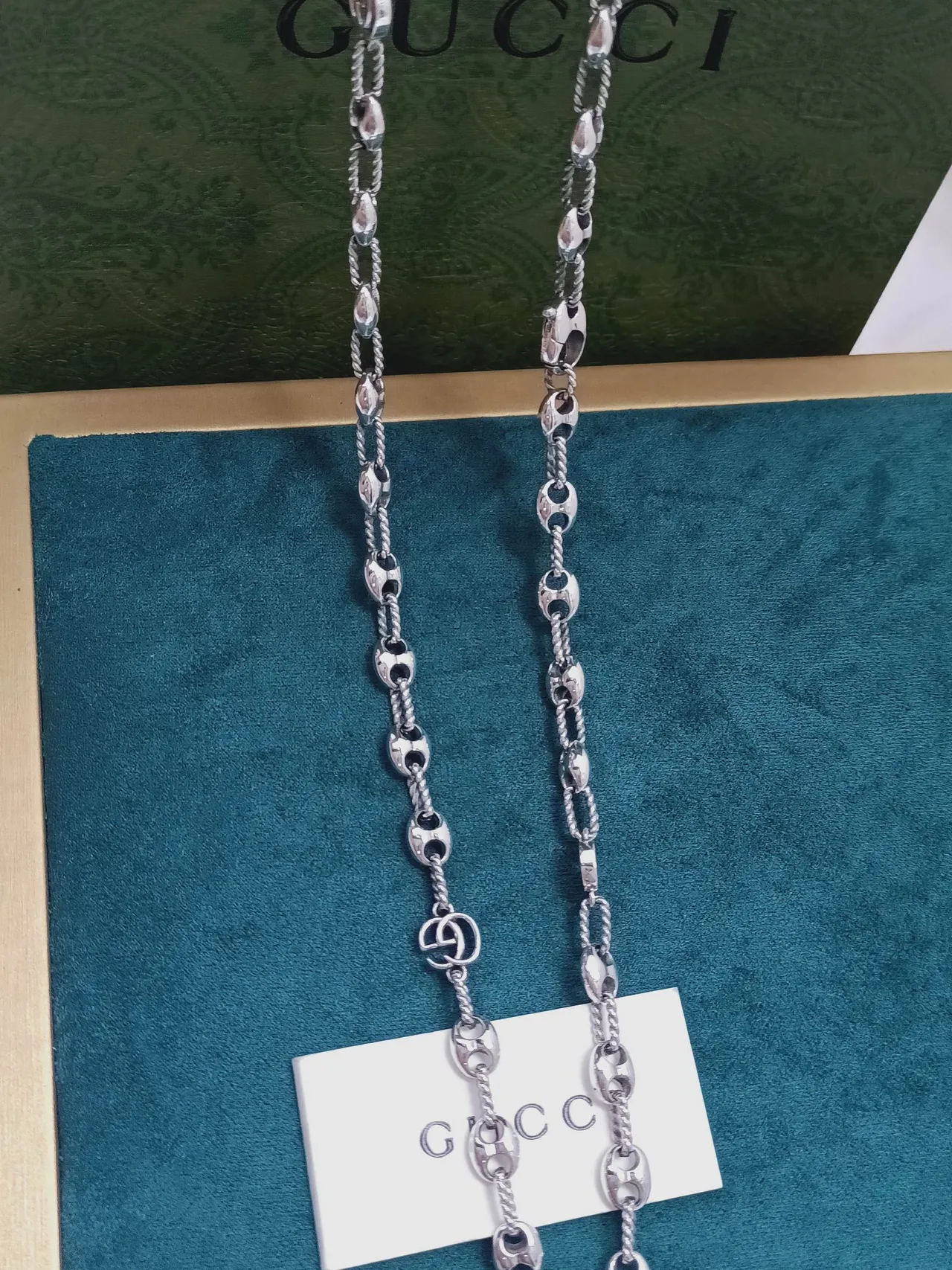 Gucci Ouroboros Interlocking Oval Link Silver-Tone Necklace 3