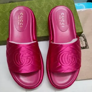Gucci Pink White Quilted Satin Interlocking GG Logo Slippers