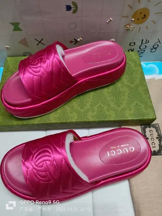 Gucci Pink White Quilted Satin Interlocking GG Logo Slippers 8