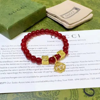 Gucci Pulsera de Charms Cuadrados con Cuentas de Oro Rojo