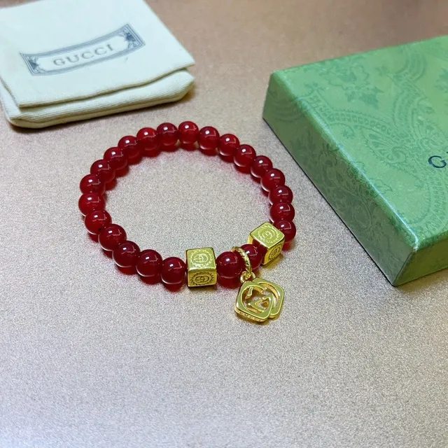 Gucci Red Gold Beaded Square Charms Bracelet 2