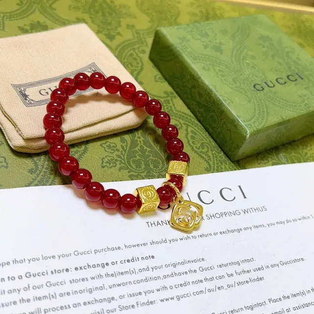 Gucci Red Gold Beaded Square Charms Bracelet 9