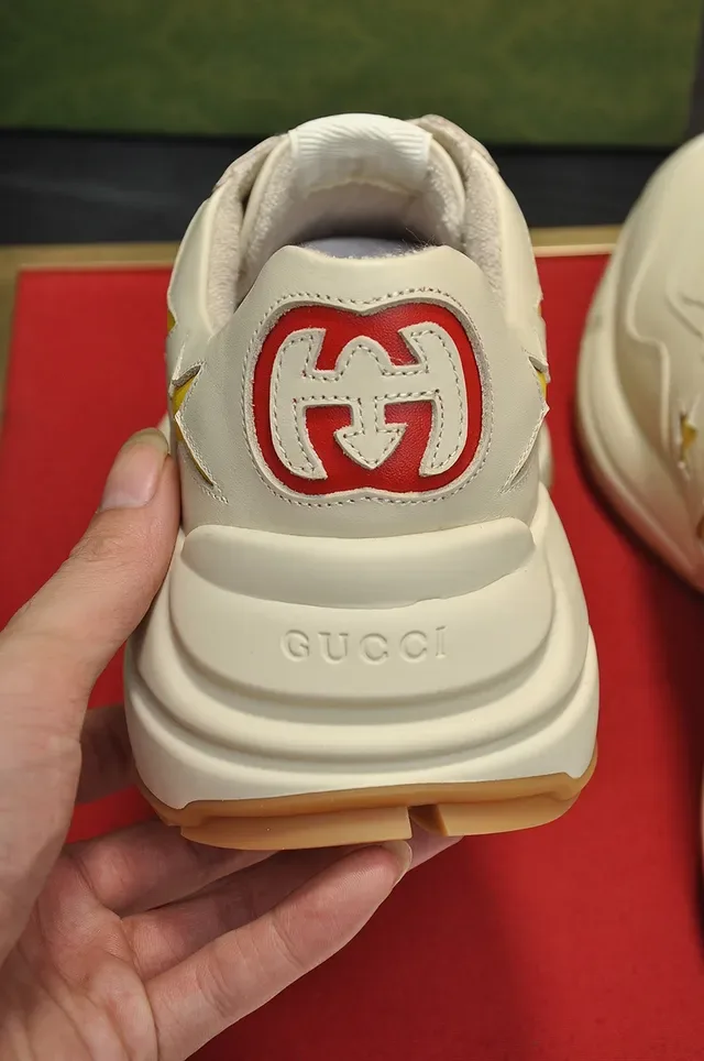 Gucci Rhyton Beige Yellow Chunky Platform Sole Leather Upper Lifestyle Sneakers 2