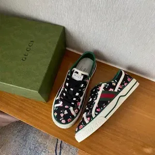 Gucci Screener Floral-Print Canvas Low-Top Lifestyle Sneakers