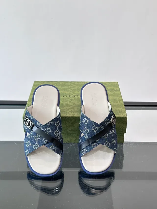 sandales casuales Gucci Screener GG Monogram toile bride croisée 4