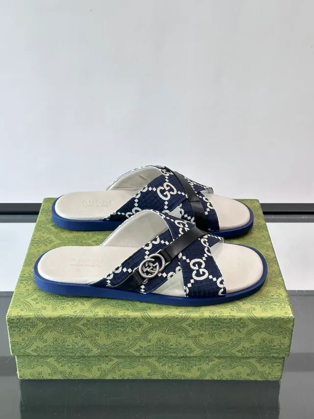 sandales casuales Gucci Screener GG Monogram toile bride croisée 5