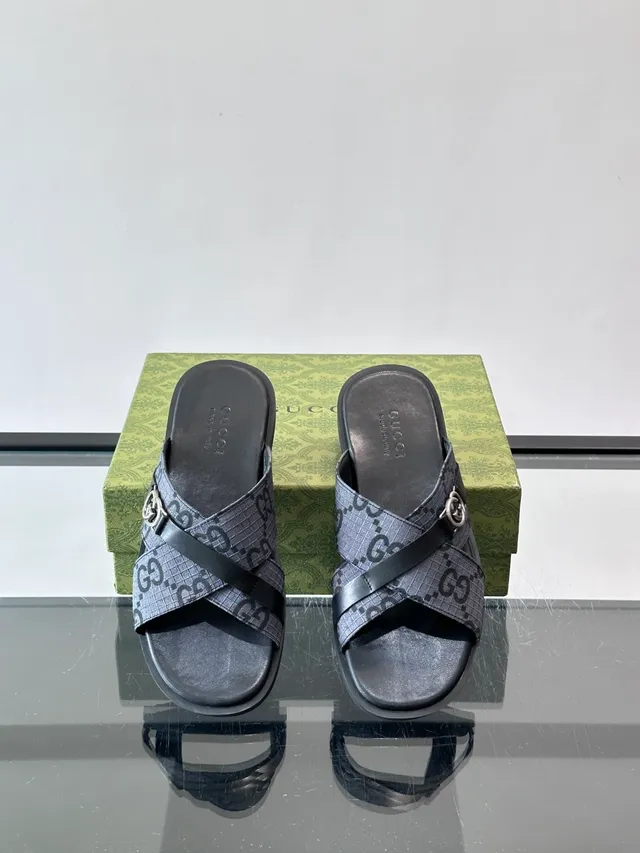 Gucci Screener GG Monogram Sandales à brides croisées glissantes casuales 3