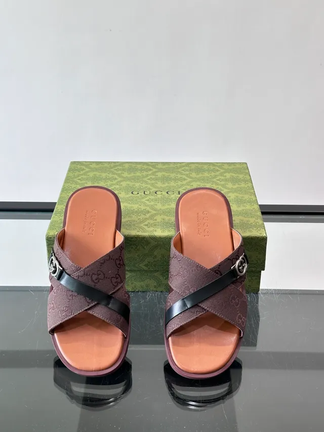 Gucci Screener GG Monogram Sandales à brides croisées glissantes casuales 4