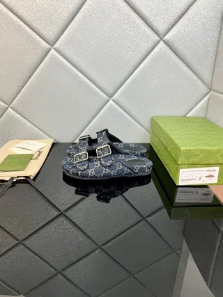 Gucci Screener GG Monogram Denim Azul Sandálias Casual 2