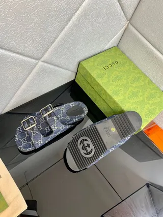 Gucci Screener GG Monogram Denim Azul Sandálias Casual 4