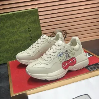Gucci Screener Off-White Cherry Embroidered Lifestyle Sneakers