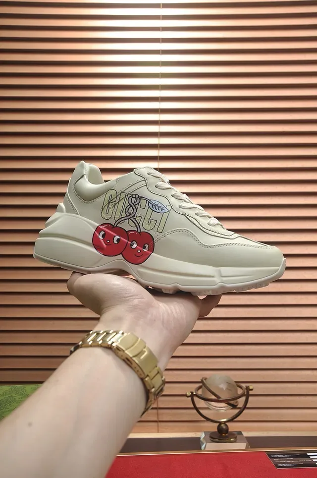Gucci Screener Off-White Cherry Embroidered Lifestyle Sneakers 4