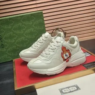 Gucci Screener Off-White Flame Graphic Lifestyle Sneakers