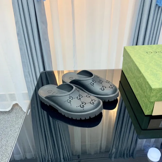 Gucci Screener Perforated GG Gray Slippers 3