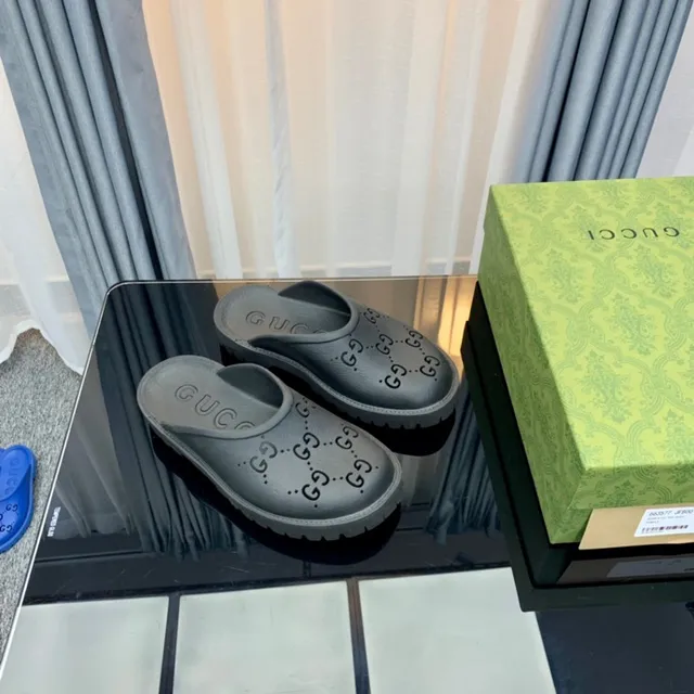 Gucci Screener Perforated GG Gray Slippers 4