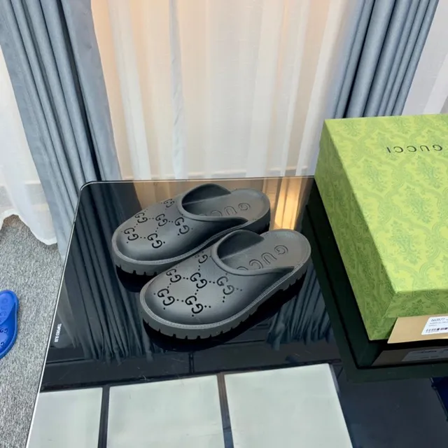 Gucci Screener Perforated GG Gray Slippers 8