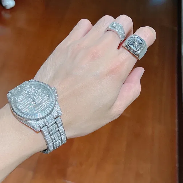 Gucci Silver Black Signet-Style Geometric Border Ring 8