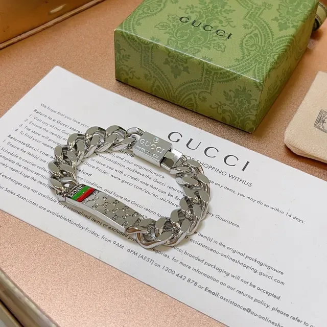 Gucci Silver Green Chunky Curb Chain Metallic Bracelet 3