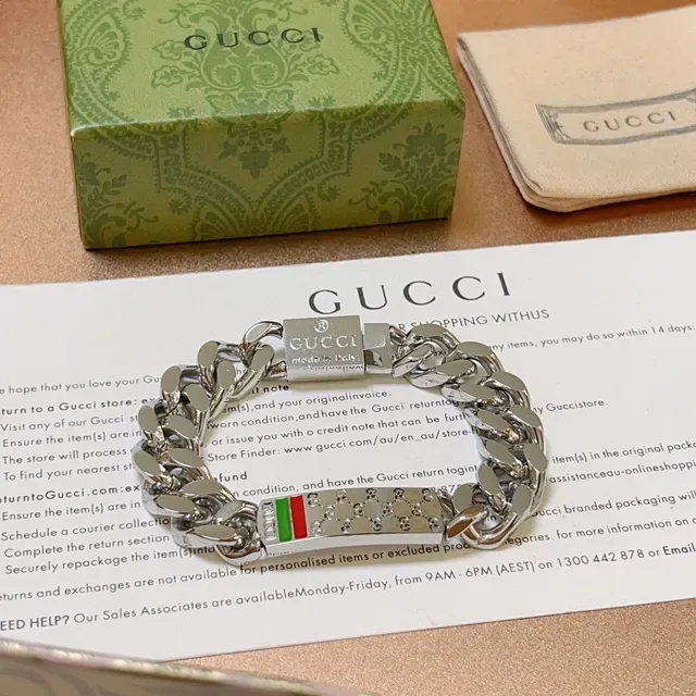 Gucci Silver Green Chunky Curb Chain Metallic Bracelet 9