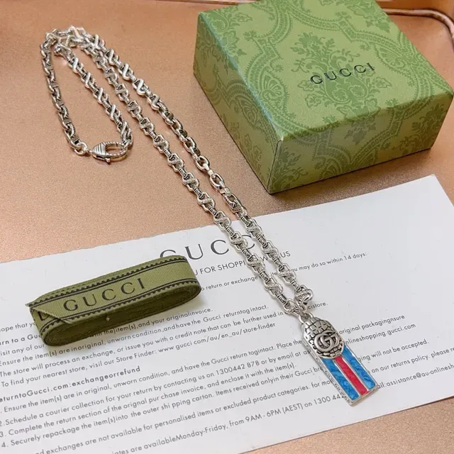 Gucci Silver Multicolor Twisted-Link Chain Rectangular Enamel Pendant Necklace 6