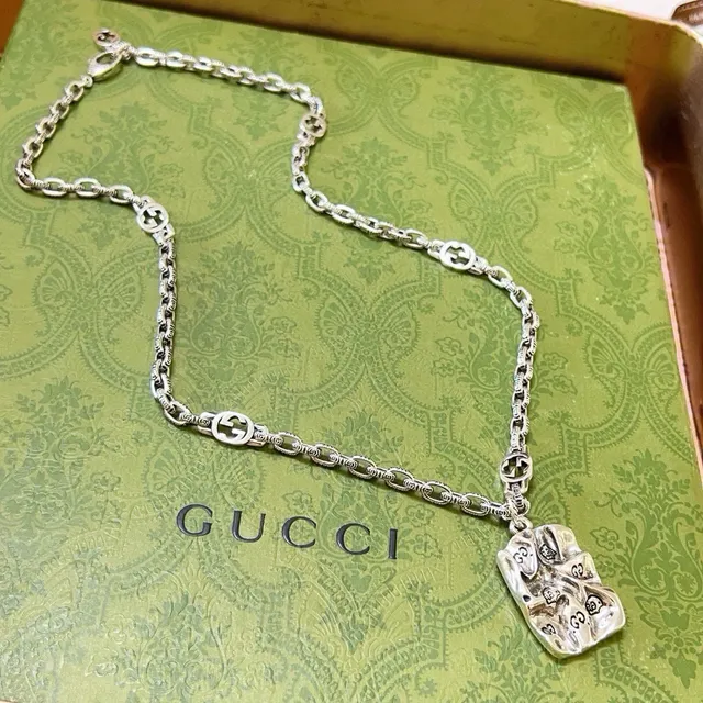 Gucci Silver-Toned Twisted-Link GG Logo Necklace 6