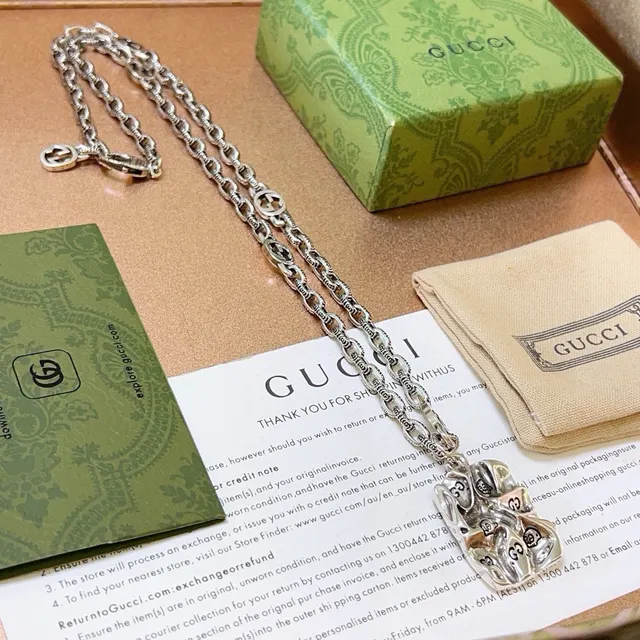 Gucci Silver-Toned Twisted-Link GG Logo Necklace 9