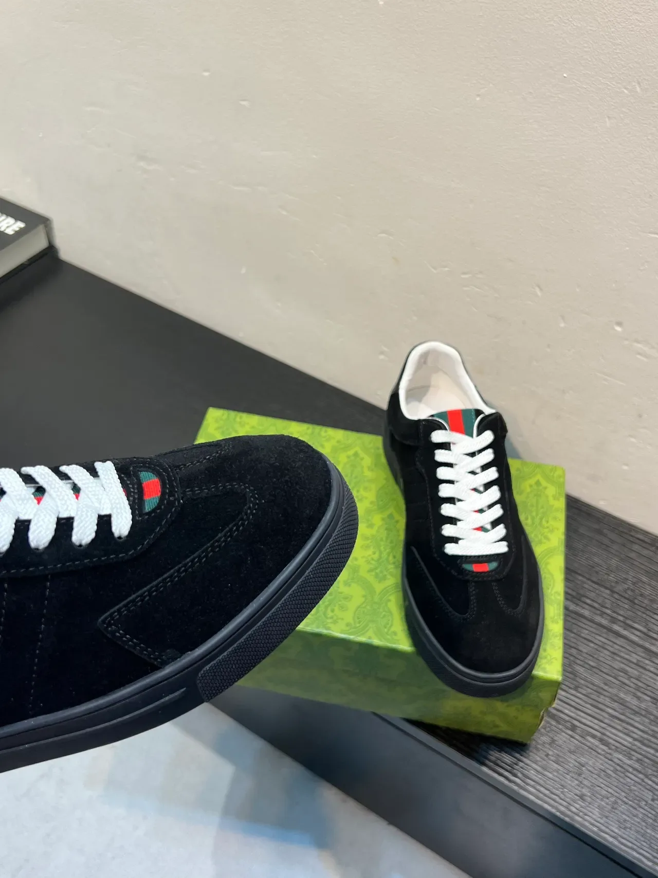 Gucci Tennis 1977 Black White Suede Upper Web Stripe Detail Lifestyle Sneakers 8