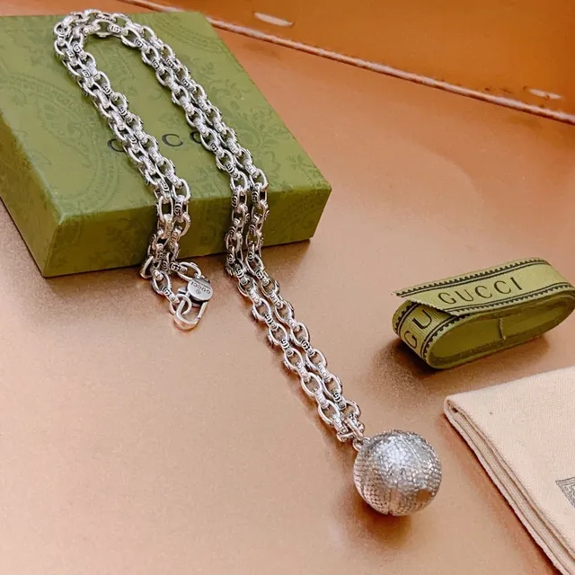 Gucci Textured Sphere Pendant Silver Chain Necklace 4