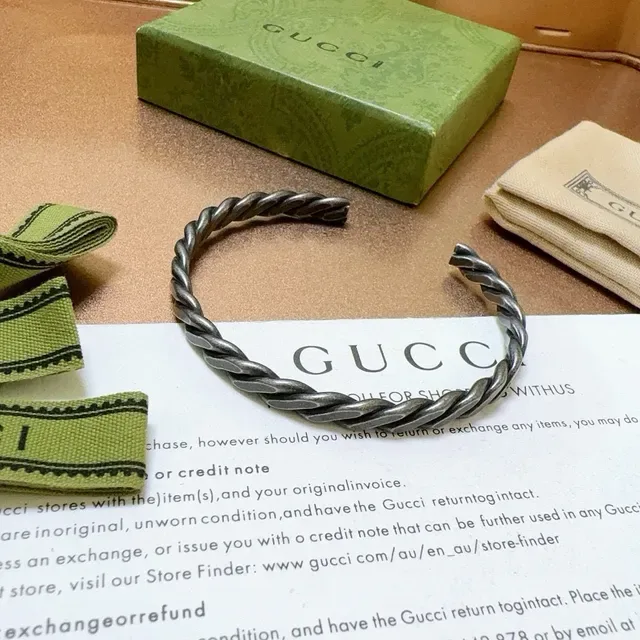 Gucci Twisted Rope Oxidized Metal Cuff Bracelet 9