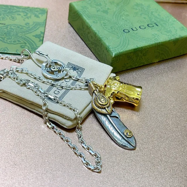 Gucci Two-Tone Feather and Bell Charm Necklace 4