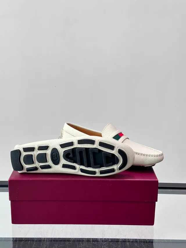 Gucci Web Loafer Off-White Pebbled Leather Loafer 2