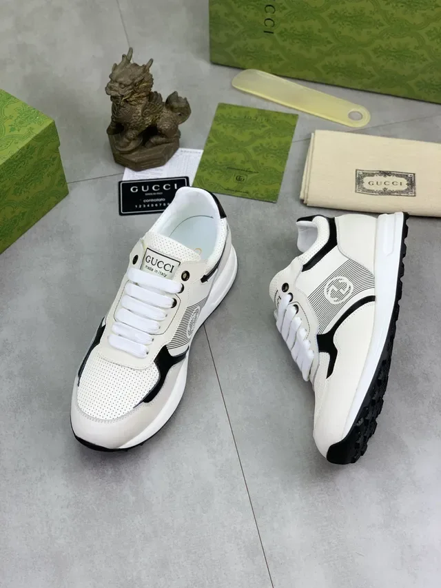 Gucci White Black Perforated Toe Striped Side Panel Lifestyle Sneakers 5