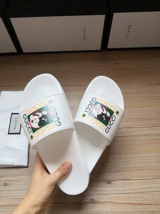 Gucci White Mickey Mouse Graphic Slide Slippers 6