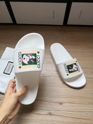 Gucci White Mickey Mouse Graphic Slide Slippers 7