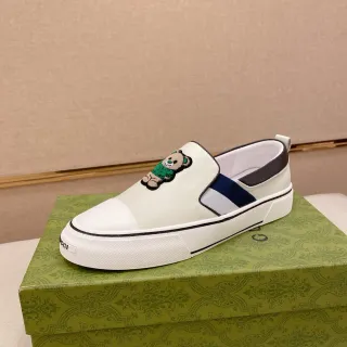 Gucci White Navy Slip-On Leather Loafer