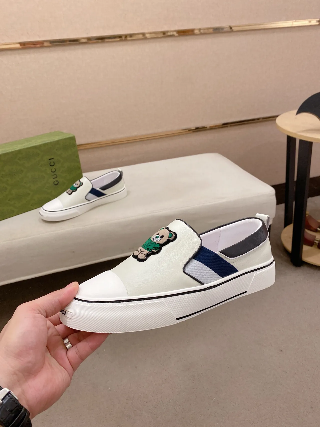 Gucci White Navy Slip-On Leather Loafer 3