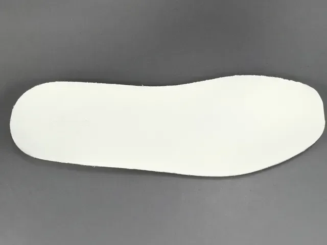 Gucci Blanc Rouge Cuir Supérieur Logo Imprimé Coté Lifestyle Sneakers 10