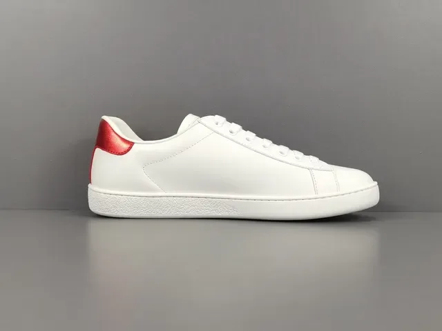 Gucci Blanc Rouge Cuir Supérieur Logo Imprimé Coté Lifestyle Sneakers 13