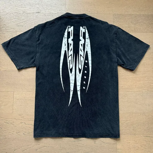Camiseta Hellstar con estampado gráfico y lavado desgastado 4